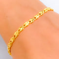 beautiful-striking-22k-gold-bracelet
