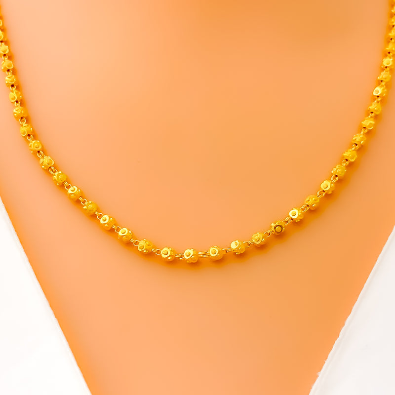 detailed-decorative-22k-gold-necklace