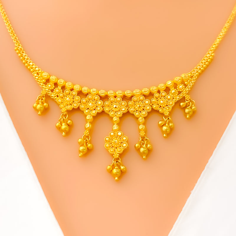 decorative-graduating-floral-22k-gold-necklace-set-1