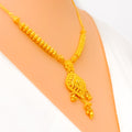 sophisticated-decorative-floral-22k-gold-necklace-set-4