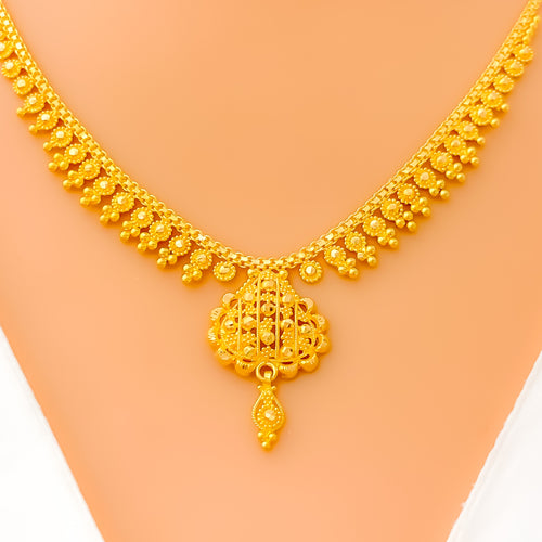 timeless-checkered-22k-gold-necklace-set-6
