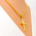 tasteful-shiny-22k-gold-cross-pendant