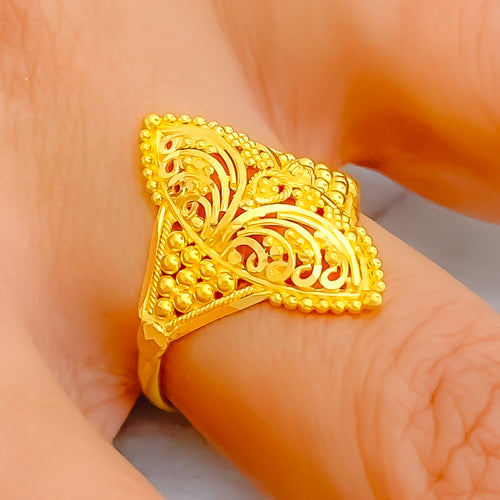 Golden Petite Classy 22K Gold Ring 