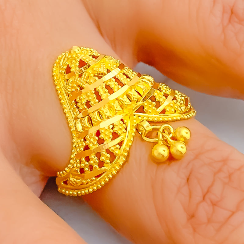 Eclectic Tasseled Vanki 22K Gold Ring 