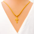 dynamic-22k-gold-cross-pendant