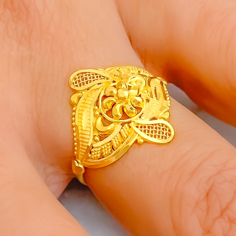 Captivating Netted Floral 22K Gold Ring 