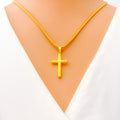 rich-everyday-22k-gold-cross-pendant