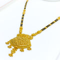 gleaming-alluring-thali-22k-gold-mangal-sutra