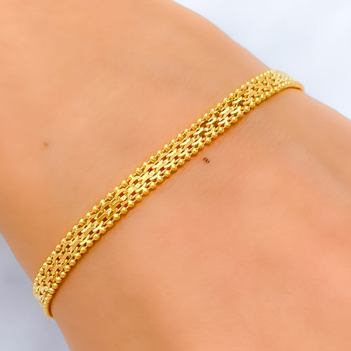dressy-stylish-22k-gold-bracelet