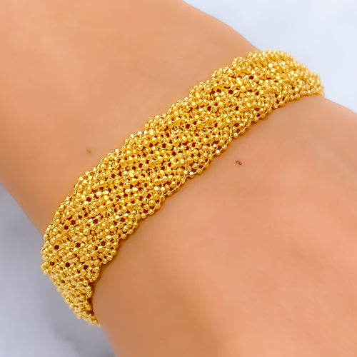 shimmering-iridescent-22k-gold-bracelet