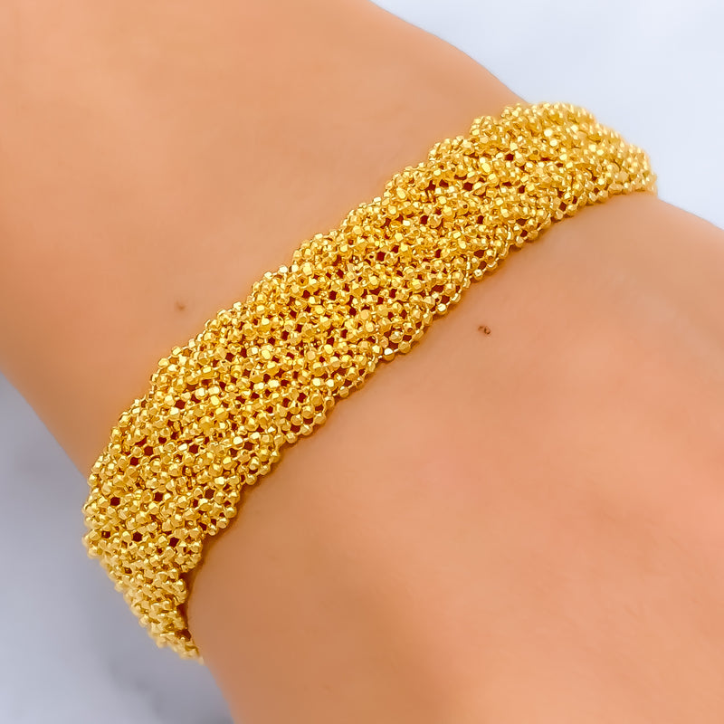 shimmering-iridescent-22k-gold-bracelet