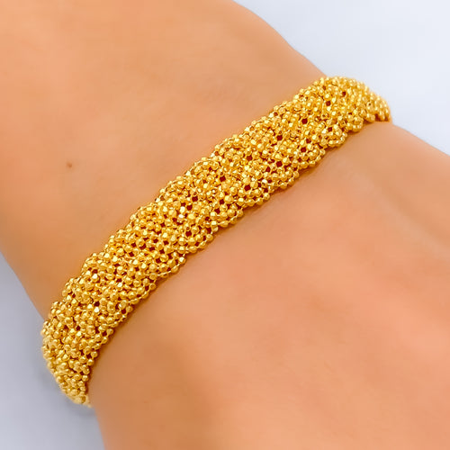 magnificent-textured-22k-gold-bracelet