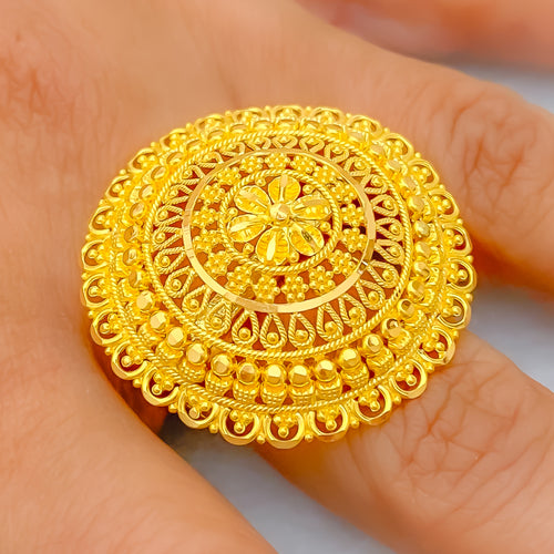 upscale-tasteful-22k-gold-semi-statement