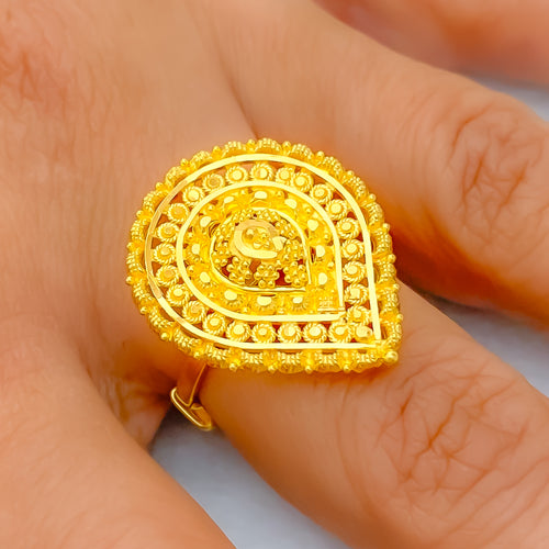 dynamic-alluring-22k-gold-semi-statement