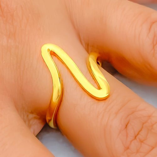 noble-attractive-21k-gold-cz-ring