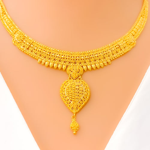 Decorative Delicate 22k Gold Necklace Set