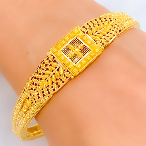 Evergreen Leaf Accented 22k Gold Bangle Bracelet