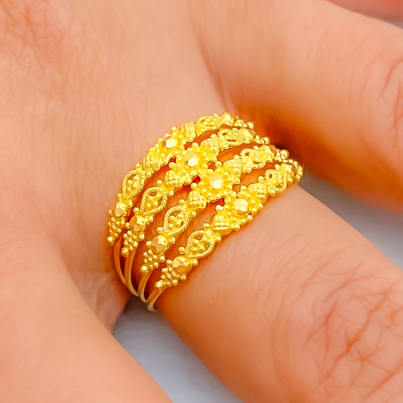 Radiant Graceful 22K Gold Ring