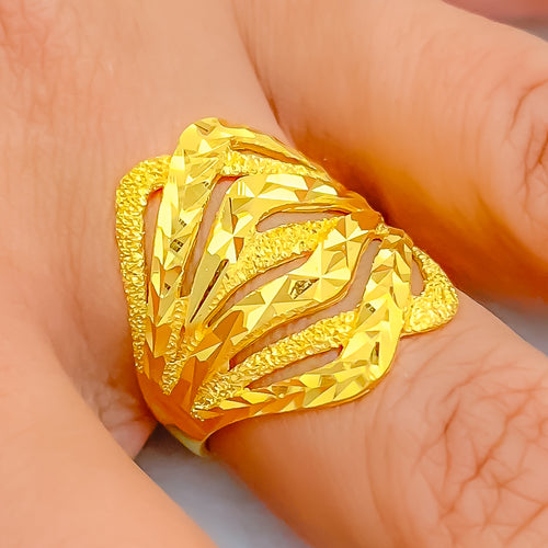 Bold Lovely Radiant 22k Gold Ring
