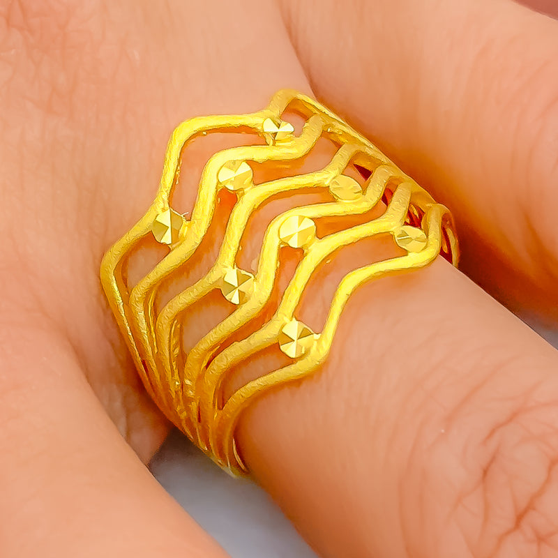 Opulent Regal Wavy 22k Gold Ring