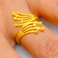 Fashionable Posh Overlapping 22k Gold Ring