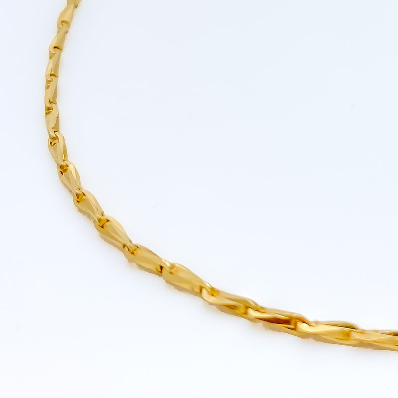 Fancy Elongated 22K Gold Captivating Chain