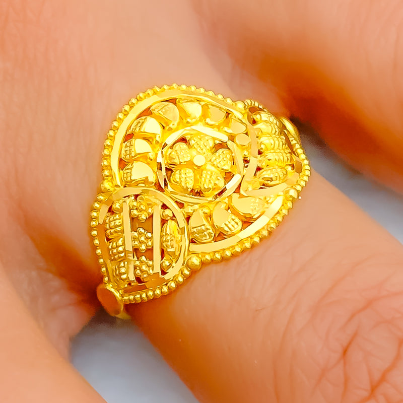 Opulent Gleaming 22K Gold Ring