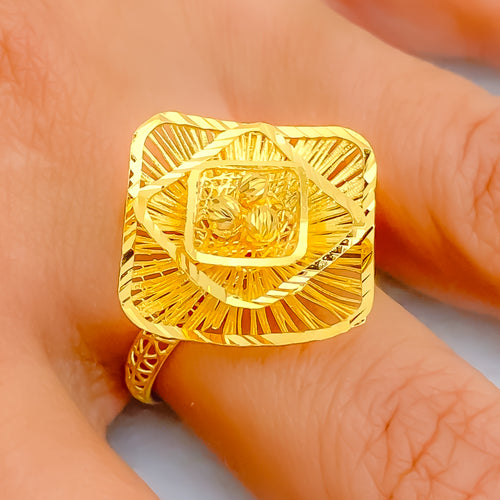 Shimmering Vibrant 22k Fancy Gold Ring