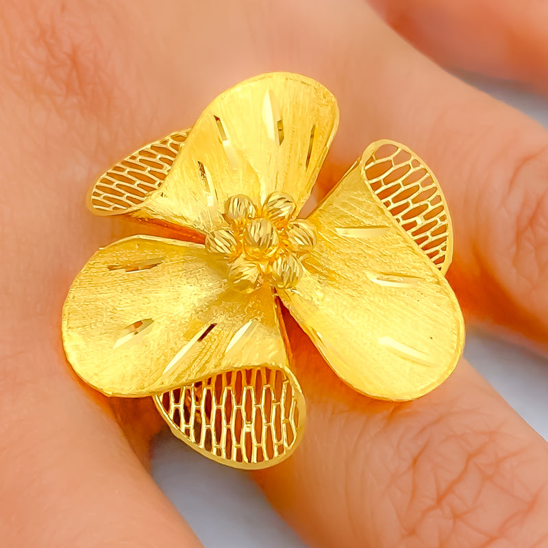 Dazzling Rich 22k Fancy Floral Gold Ring 