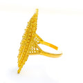 Elegant Netted 22k Gold Elongated Ring