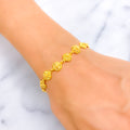decorative-flower-lined-22k-gold-bracelet