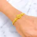impressive-floral-motif-22k-gold-bracelet-12