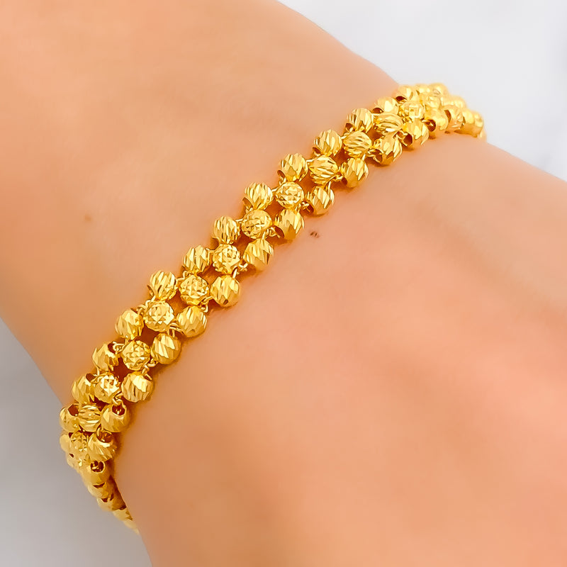 Bright Interlinked Bold Orb 21k Gold Bracelet 