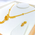 flowing-ornate-22k-gold-necklace-set