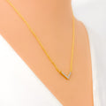 majestic-ethereal-18k-gold-diamond-necklace