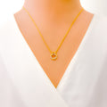 iridescent-round-18k-gold-diamond-necklace