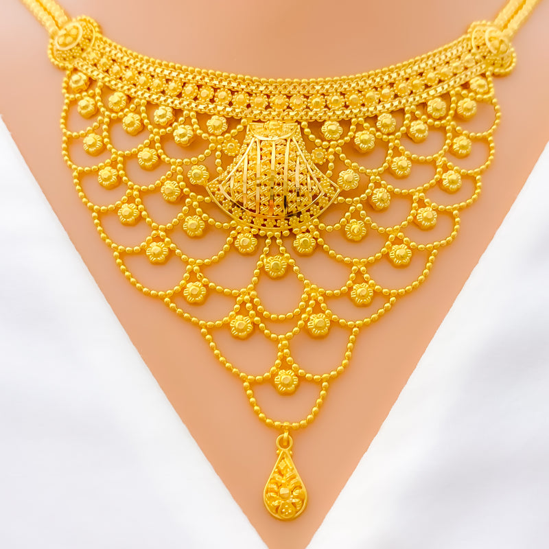 Intricate Floral Fanned 22k Gold Necklace Set