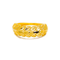 dainty-chic-22k-gold-ring