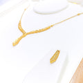 Contemporary Delightful 22k Gold Necklace Set