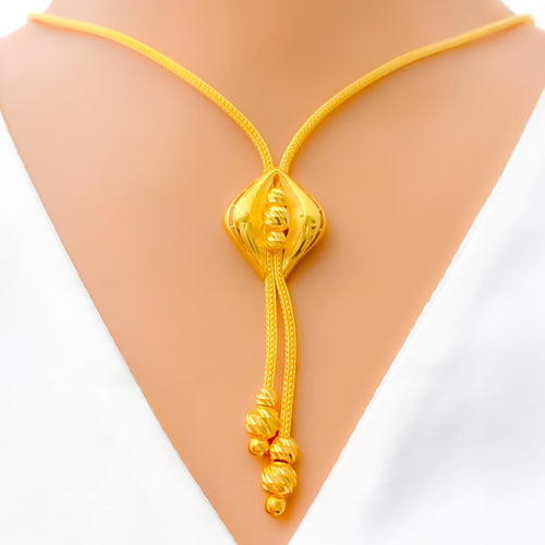 Decorative Beaded 21K Gold Leaf Necklace Set