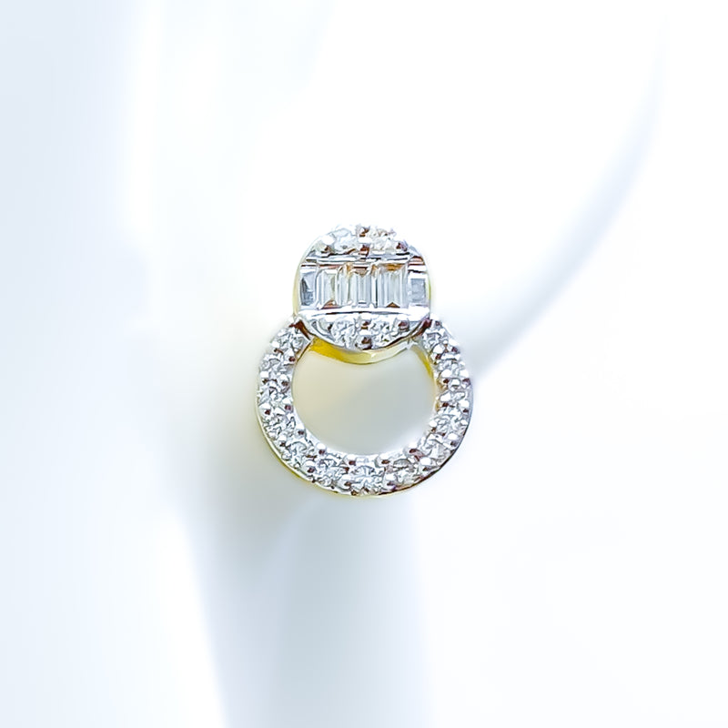 distinctive-dazzling-18k-gold-diamond-earrings