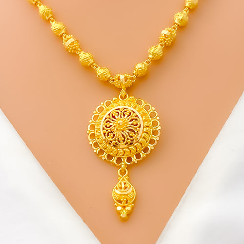 Dressy Shiny Floral 22k Gold Necklace Set 