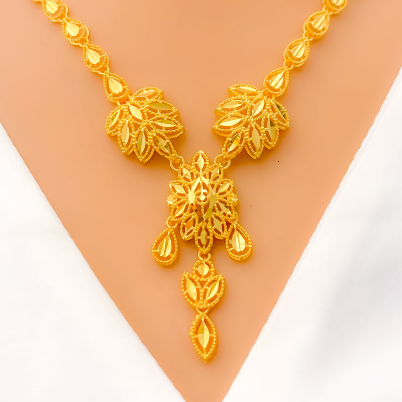 FASHION WEAR NECKLACE, GOLD SET IN DUBAI, SHARJAH GOLD SOUQ, 21K GOLD  NECKLACE SET, FASHION WEAR NECKLACE, 21K GOLD JEWELLERY IN DUBAI, 21K GOLD  NECKLACE SET, EVERYDAY NECKLACE