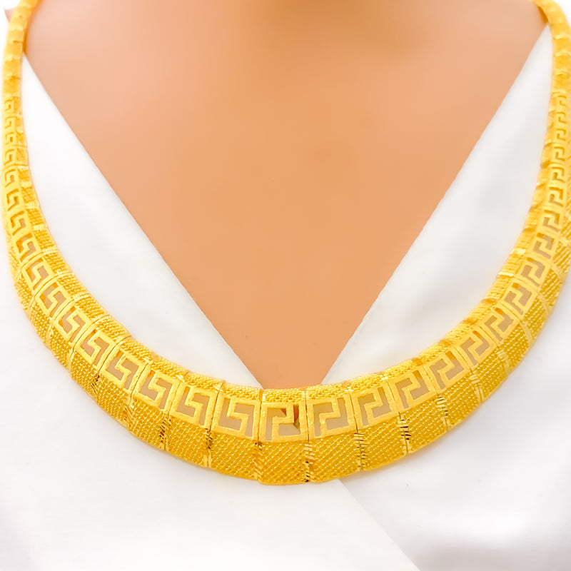 Contemporary U-Shaped 22K Gold Necklace Set 