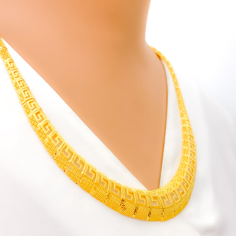 Contemporary U-Shaped 22K Gold Necklace Set 