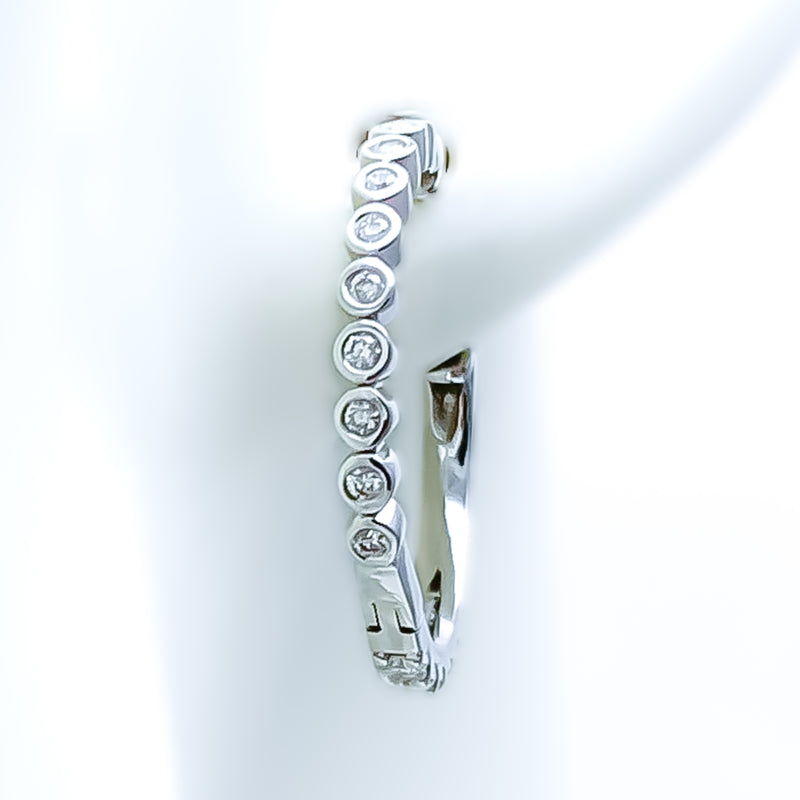 Smart Sophisticated 18K Gold + Diamond Bali Earrings 