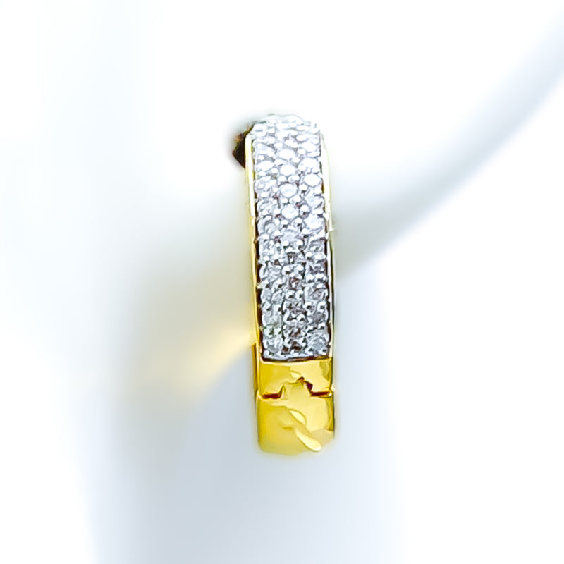 petite-contour-captivating-18k-gold-diamond-bali-earrings