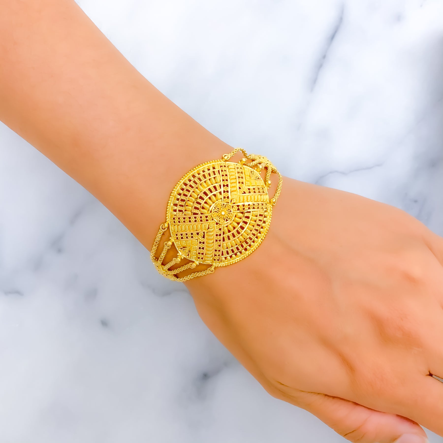Impressive Grand 22K Gold Medium Statement Bracelet – Andaaz Jewelers
