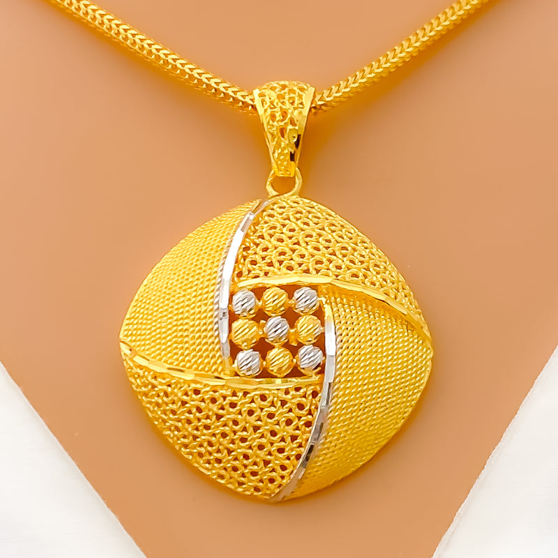 elegant-classy-22k-gold-pendant-set