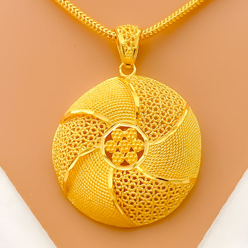 grand-flower-22k-gold-pendant-set